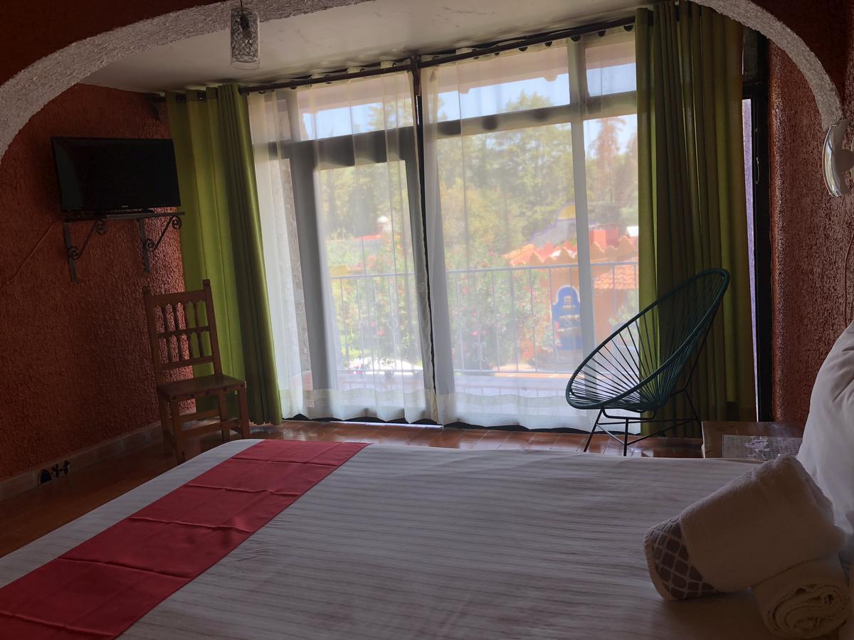 Mi Hotel 테키스키아판 외부 사진